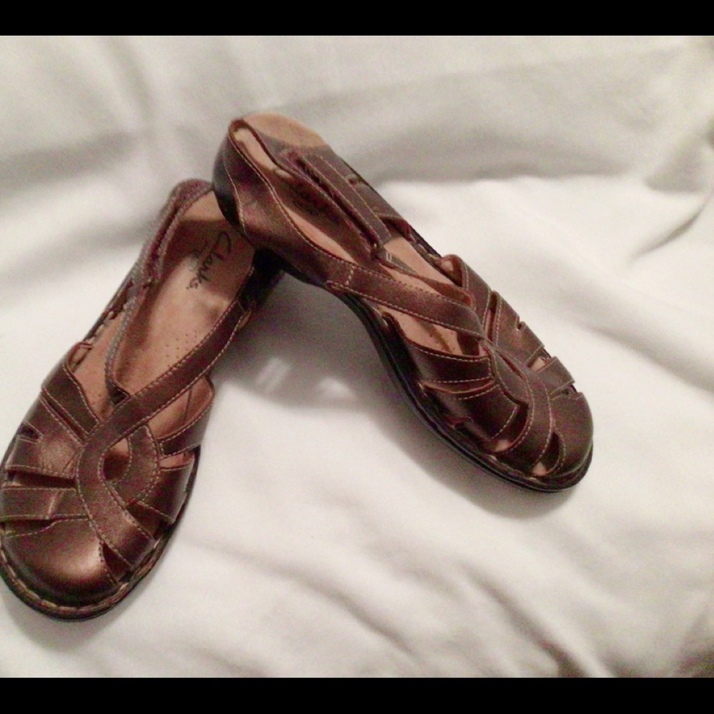 Clark’s sandals 7W